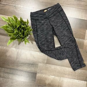 Lucy Powermax Hatha Collection Cropped Leggings Size Small